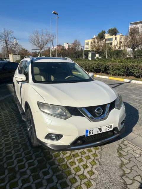 2014 Model Nissan X-Trail